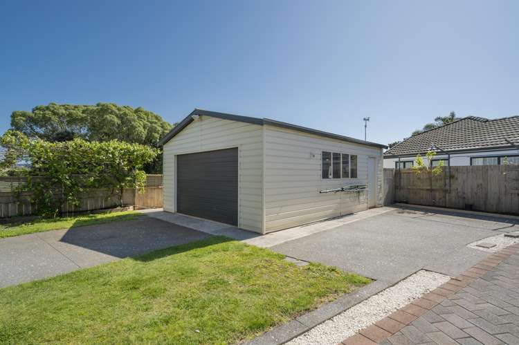 1 Corinth Grove Papamoa Beach_13