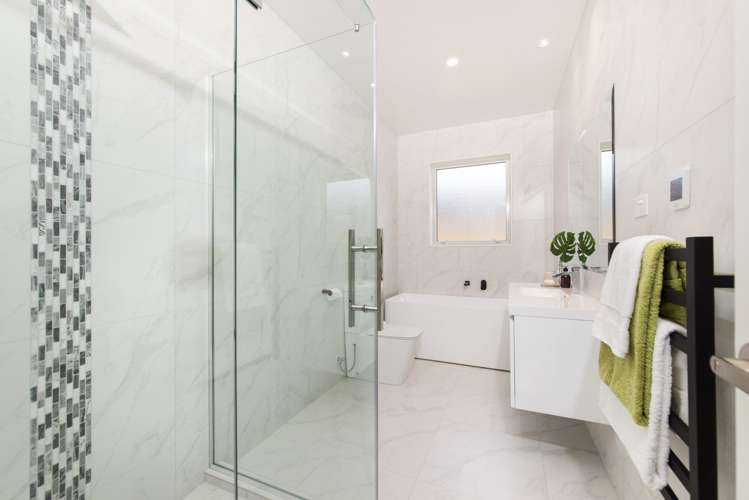 12 Ruth Craig Place Stanmore Bay_15