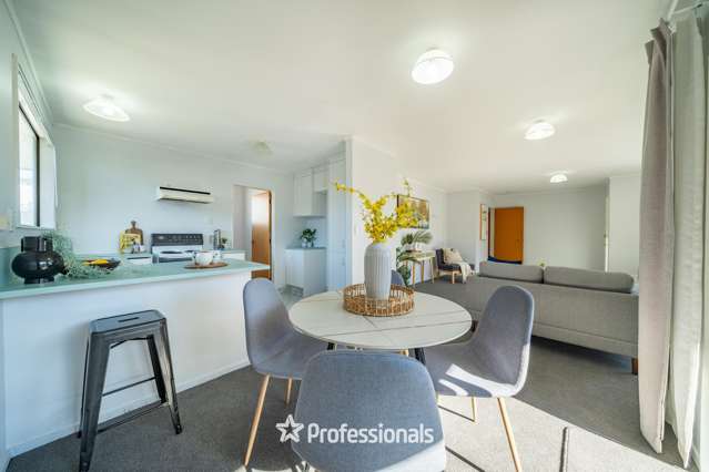 5/8 Hewer Crescent Naenae_4