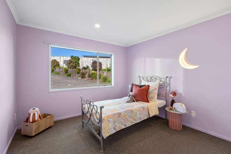 1154a South Road Oakura_11