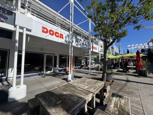 Boutique hospitality or retail on vibrant Wharf St