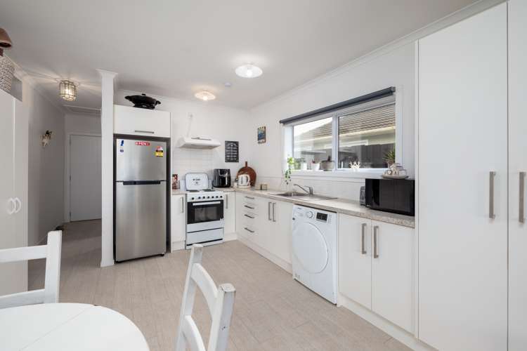 1/203 Estuary Road South New Brighton_5