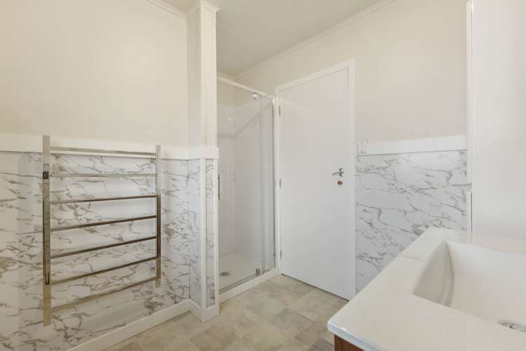 92 Kayes Road Pukekohe_11