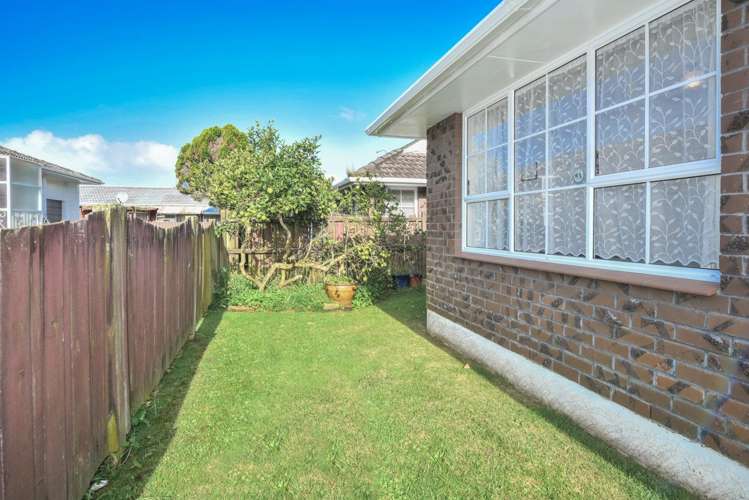 2/13 Turama Road Royal Oak_6