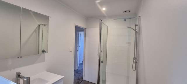 1/7 Branston Avenue Browns Bay_4