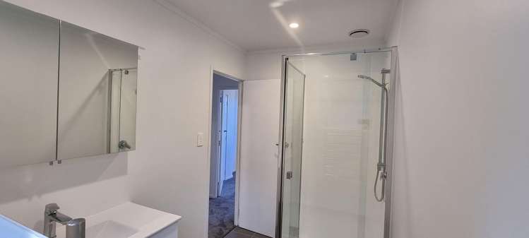 1/7 Branston Avenue Browns Bay_4