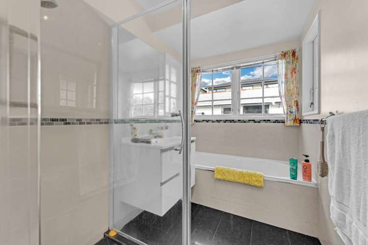 42 Manse Road Pahurehure_10