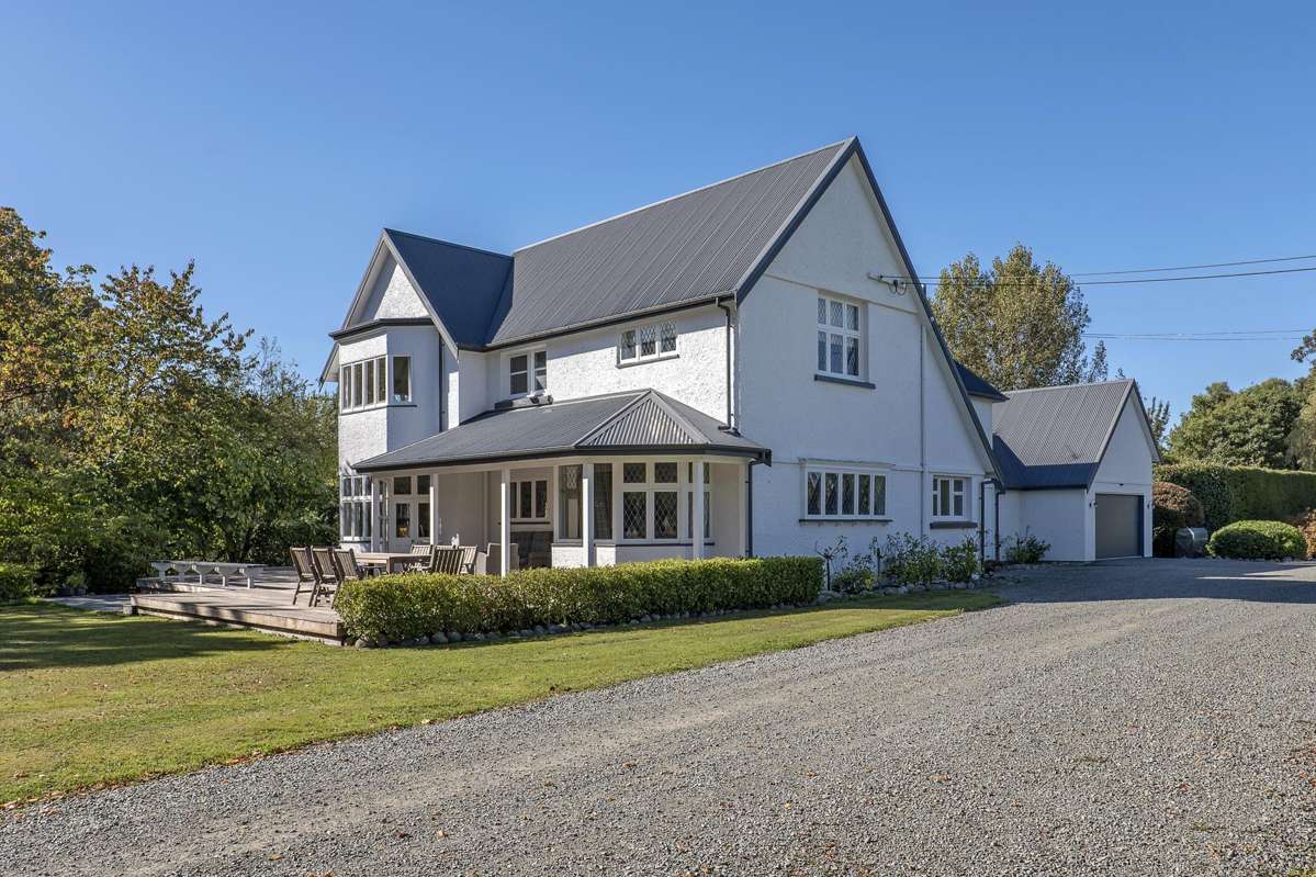 124 Woodbury Road_4