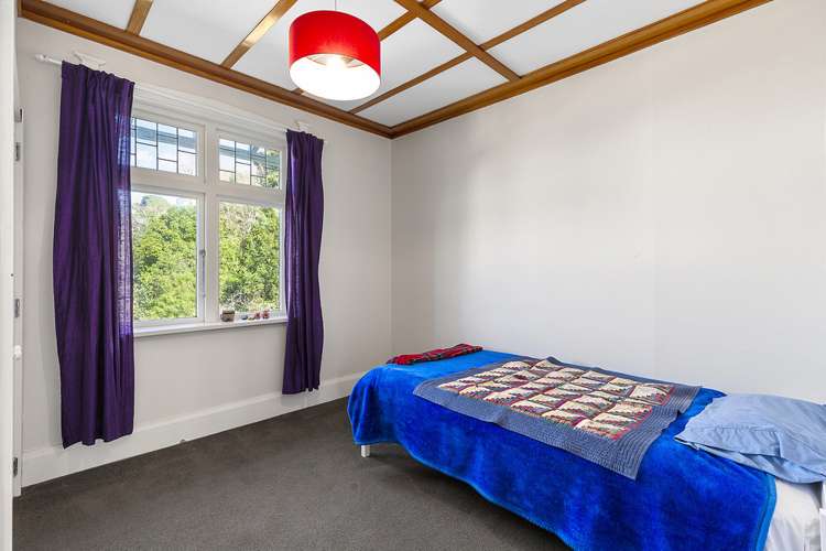 68 Queens Drive Lyall Bay_13