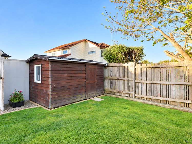 37 Glen Cree Avenue Rototuna_12