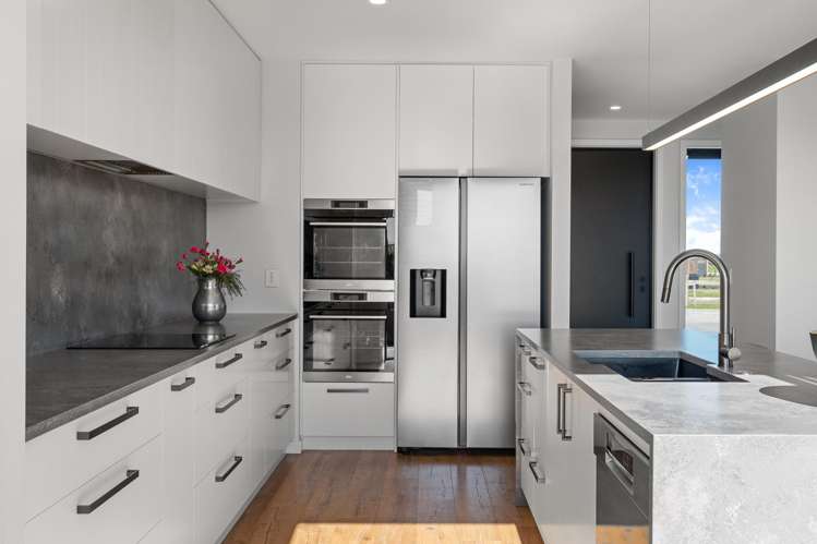 64 Summers Road Darfield_5