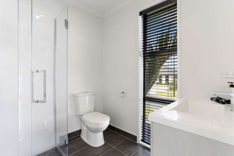 8 Ian Gordon Lane Orewa_17