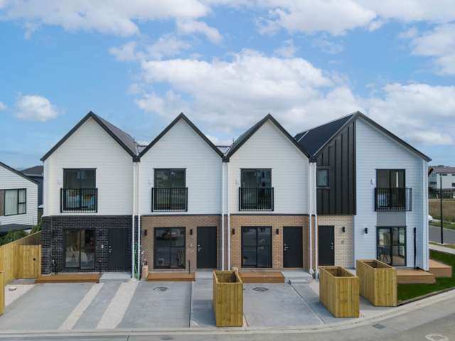 6 Harbourside Parade Hobsonville_1