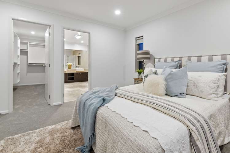 6 Oak Bark Drive Schnapper Rock_12