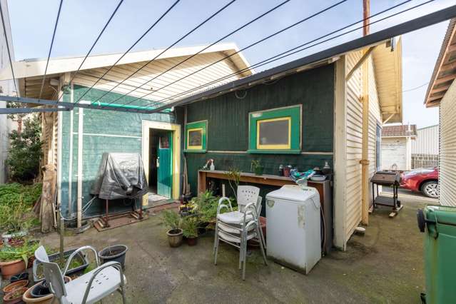 261 Coutts Street Rongotai_3