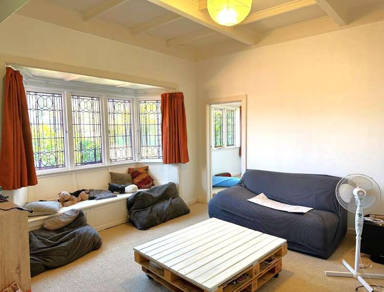 5 Admiral Beatty Ave Mount Roskill_2