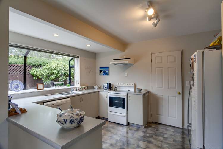 4 Cardiff Street Marchwiel_8