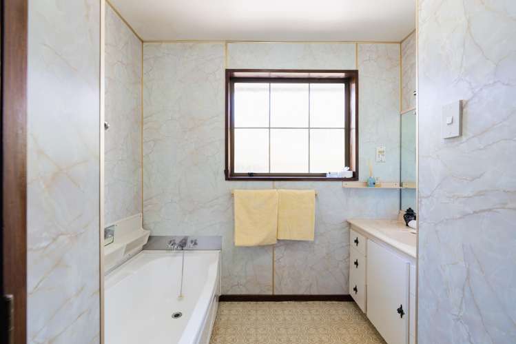 8B Bellevue Street Belleknowes_22