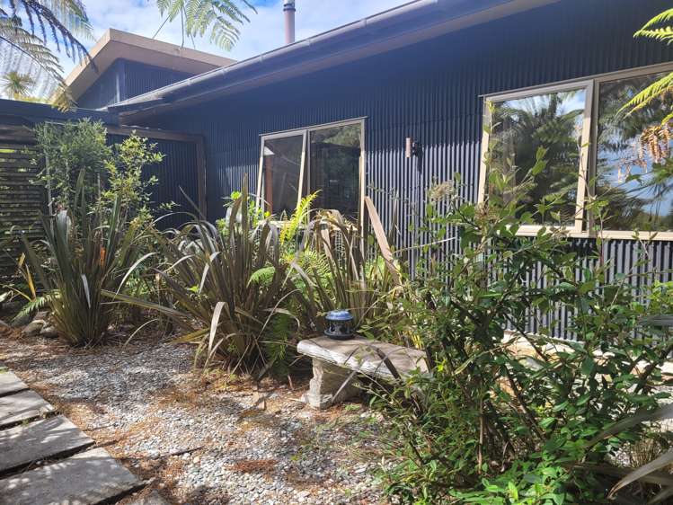 127 Brickfield Road Hokitika_37