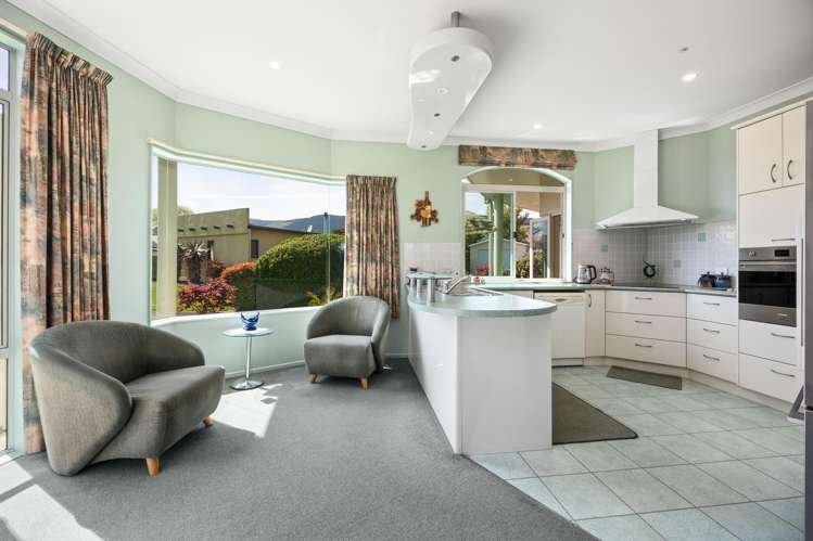 4 Marchwood Grove Richmond_7