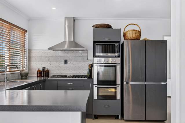 292 Kennedy Road Onekawa_1