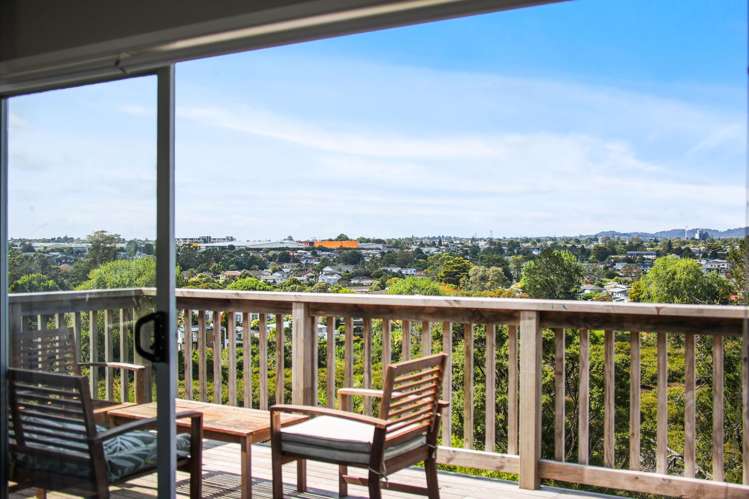 54 Chorley Avenue Massey_37