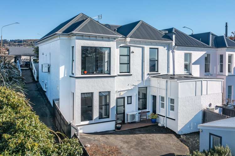 330 and 330A Highgate Roslyn_16