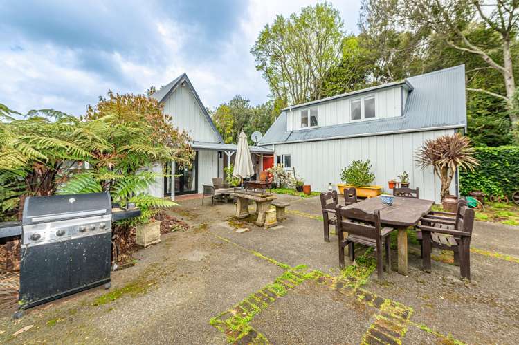 275 Parahaki Road Waverley_21