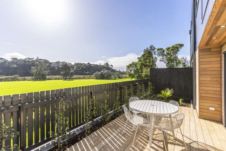 4/51 Taipari Road Te Atatu Peninsula_2