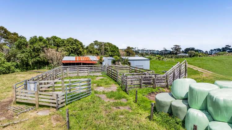 165 Oxford Road Okato_33