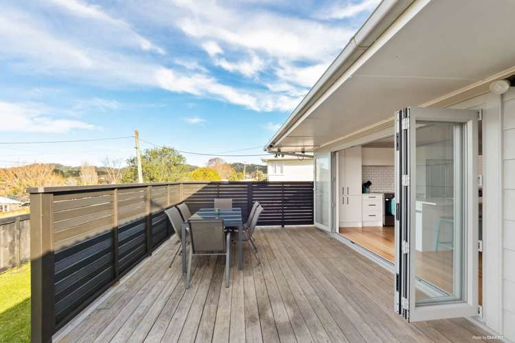 53 Ambler Avenue Glen Eden_15