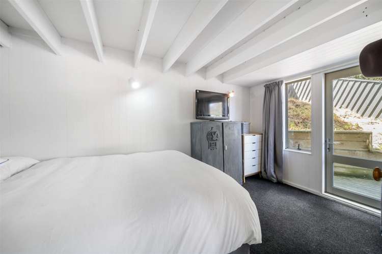 18b Mackinnon Terrace Fernhill/Sunshine Bay_13