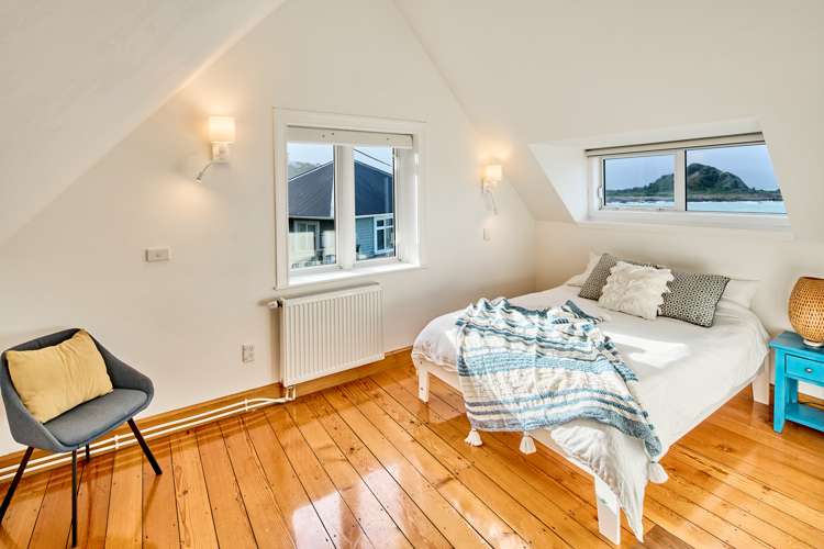 336 The Esplanade Island Bay_14