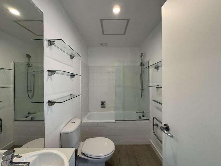 13XX/6 Lorne Street 10015_9