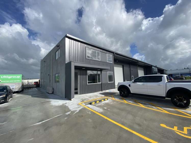 3/137 Ingram Road_0