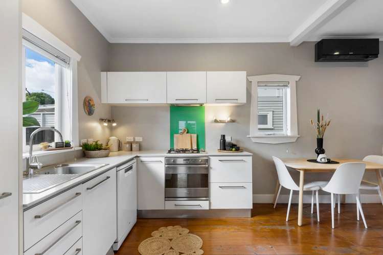 15 Levonia Street Western Springs_5