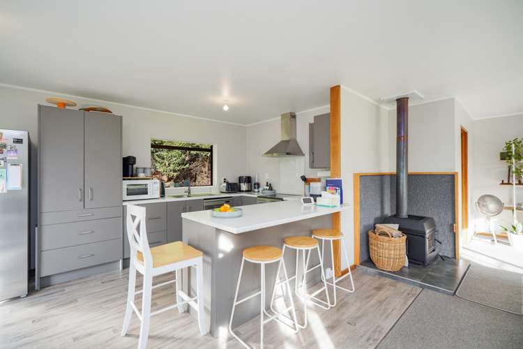 137 Dunns Road Otatara_3