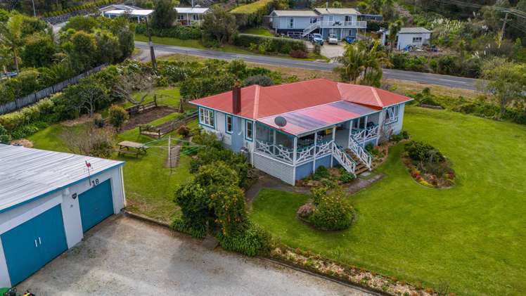 18 Grey Street East Mangonui_34