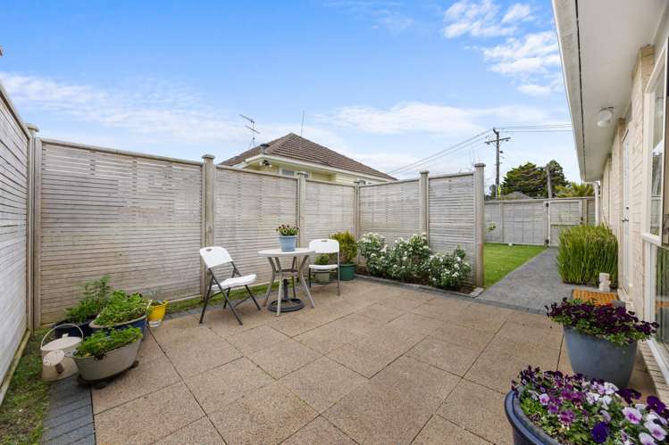 50 Caen Road Panmure_12