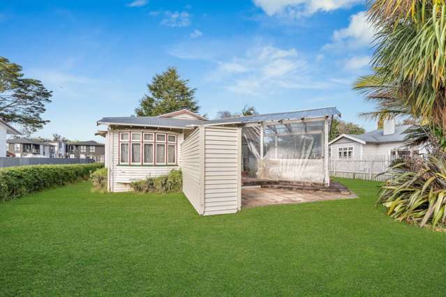 65 Beach Road Pahurehure_4