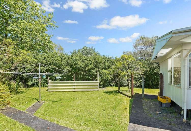 22 McClintock Road Massey_12