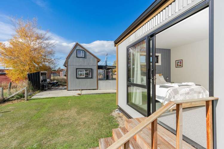 4 Bank Avenue Middlemarch_29