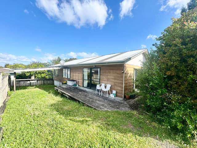 3 Bedroom in Titirangi!!