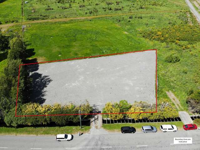 Secure Hardstand Yard: 1,000 - 2,250sqm