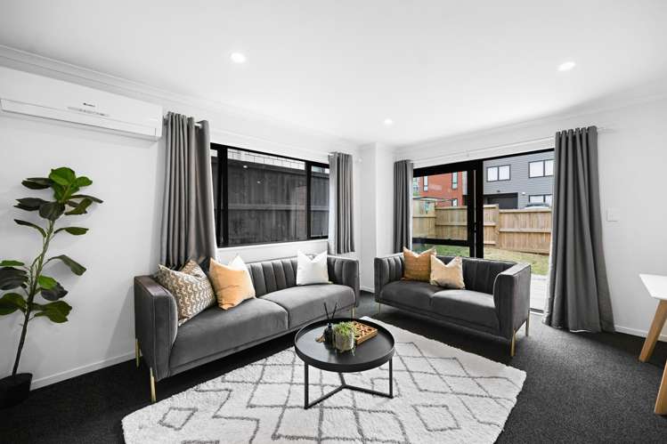 2/4 Oku Close Hillcrest_6