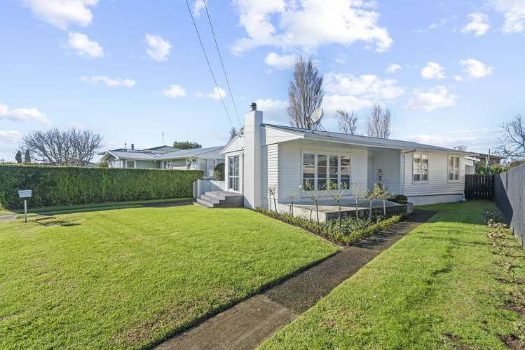 7 Koru Street Mangere Bridge_19
