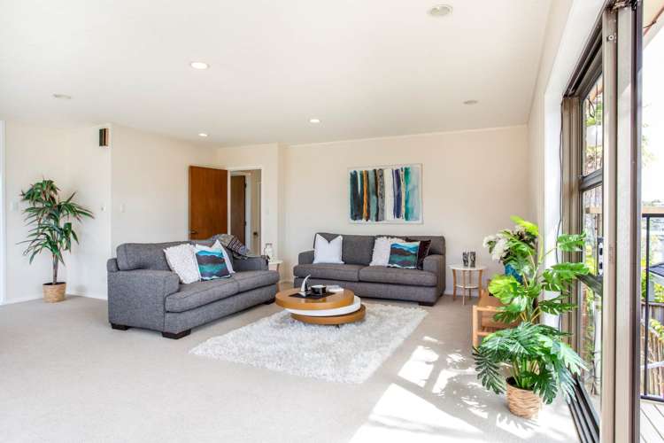 1/7 Scarboro Terrace Murrays Bay_3