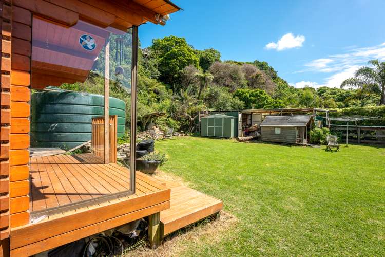 5 Beatty Parade Surfdale_8