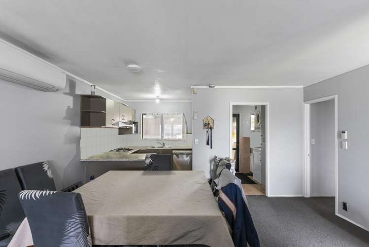 127 Maplesden Drive Clendon Park_8