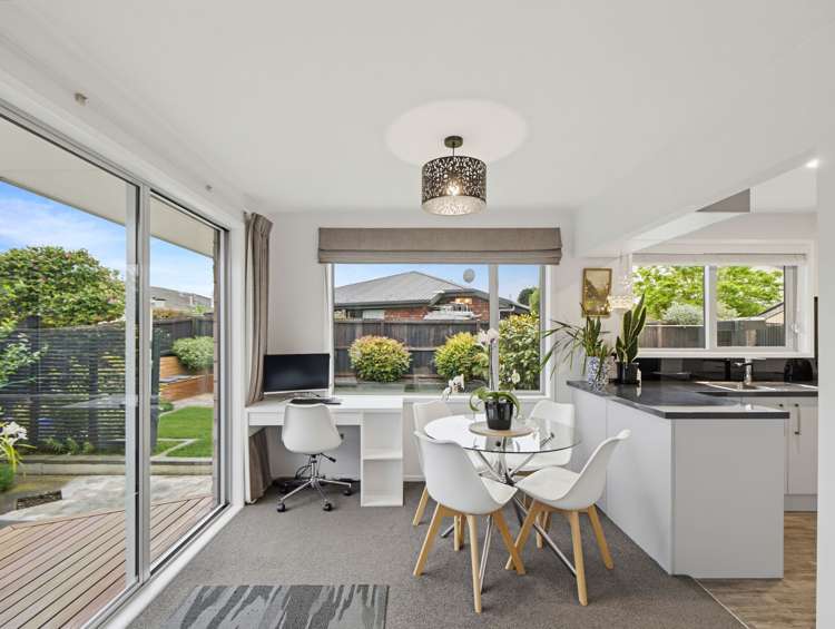 2/4 Queenspark Drive_1